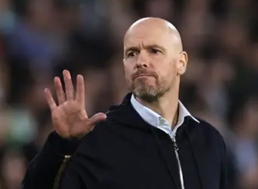 滕哈赫履新特温特技术总监：角色转换与职业新篇