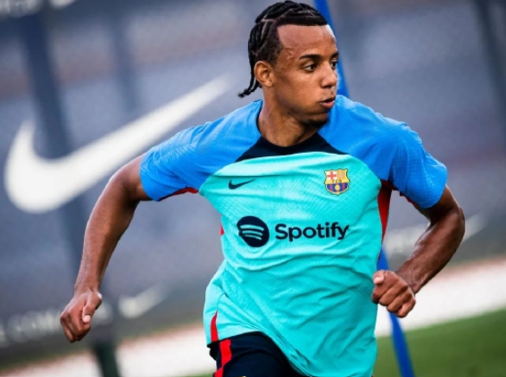 利物浦领衔多队竞逐孔德，巴萨态度微妙存变数